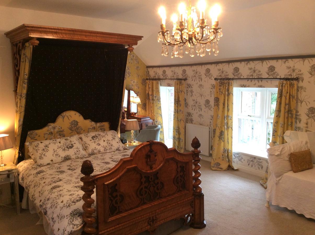배로우인퍼니스 밀우드 로지 B&B 외부 사진